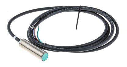 Sensore di prossimità Cilindro filettato Pepperl + Fuchs, M18, rilevamento 8 mm, 20 → 250 V c.a., 20 →